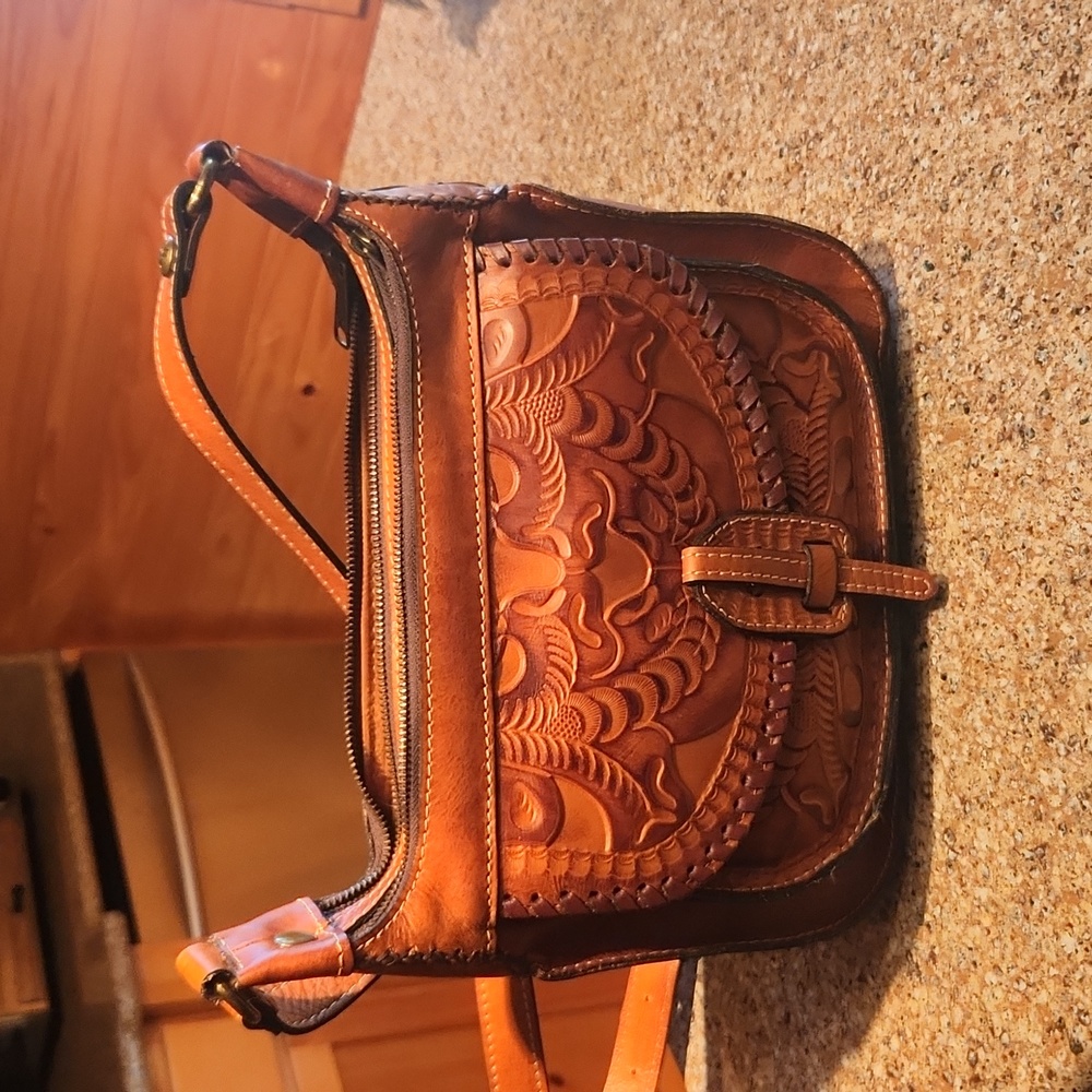 Patricia Nash cross bag